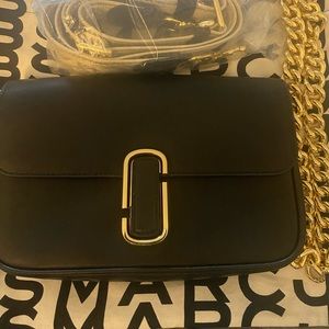 J Marc Black Leather Shoulder Bag with Gold Chain and Webbed Adjustable Strap.